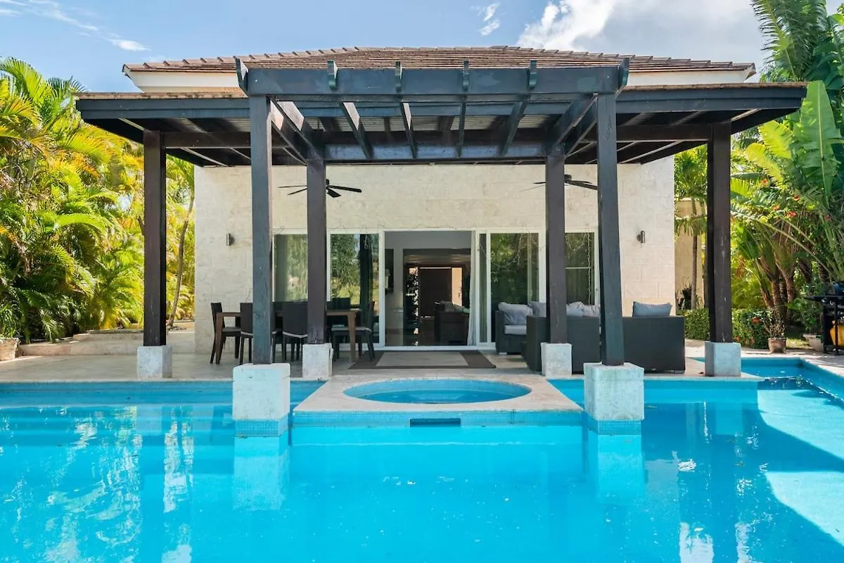 Private Punta Cana Villa With Pool & Golf View