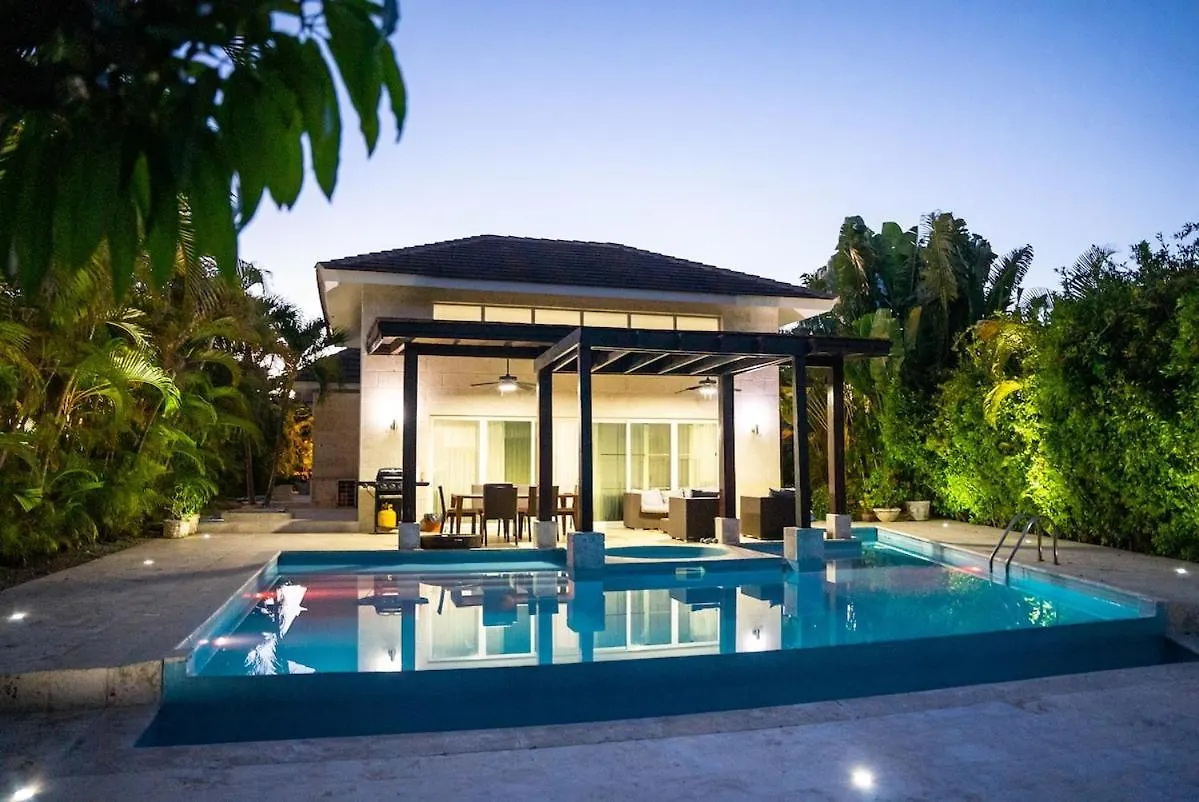 Private Punta Cana Villa With Pool & Golf View