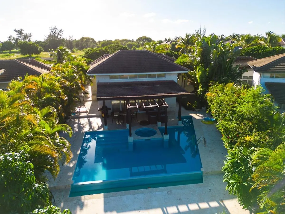 Private Punta Cana Villa With Pool & Golf View