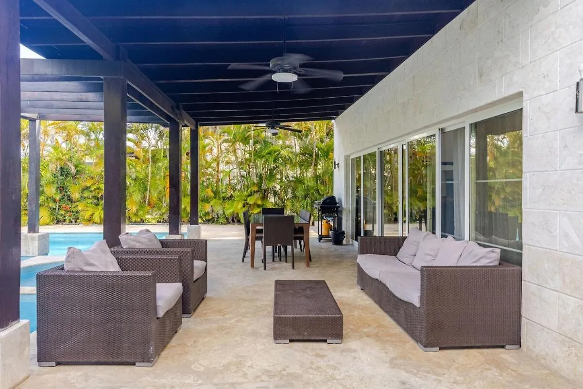 Private Punta Cana Villa With Pool & Golf View