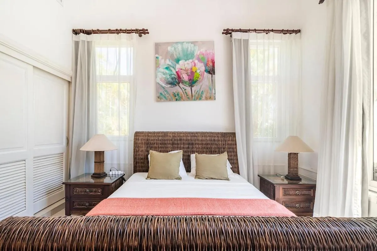 Private Punta Cana Villa With Pool & Golf View