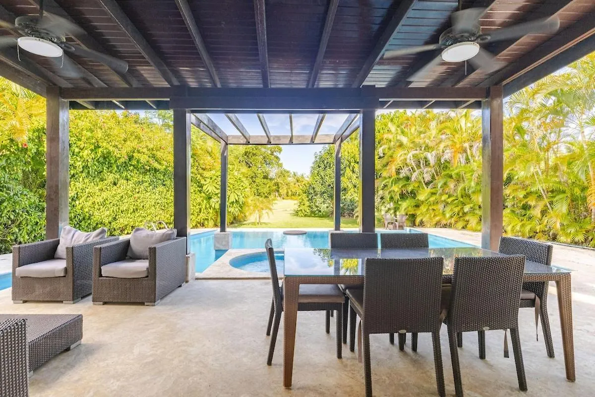 Private Punta Cana Villa With Pool & Golf View