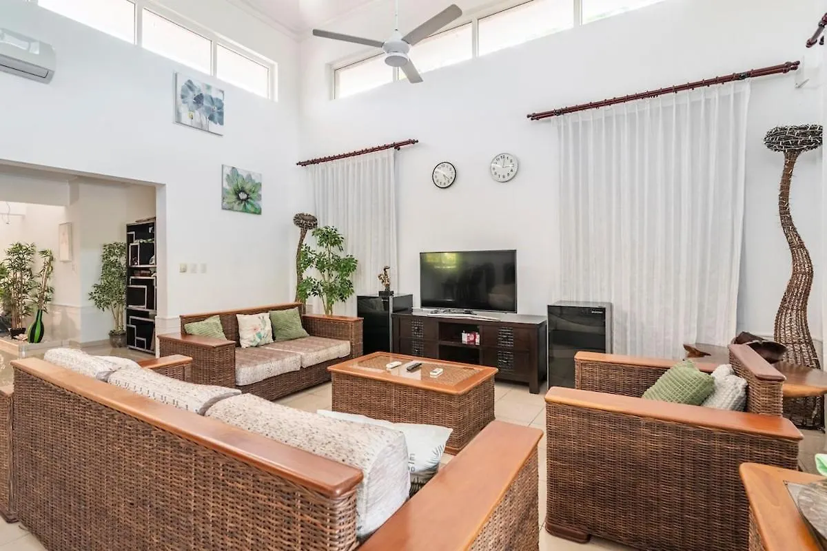 Private Punta Cana Villa With Pool & Golf View
